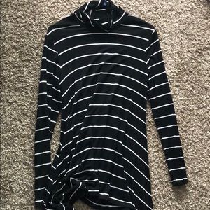 Black and white stripped dress / shirt
